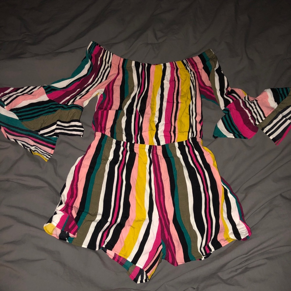 Express Romper - Picture 3 of 5